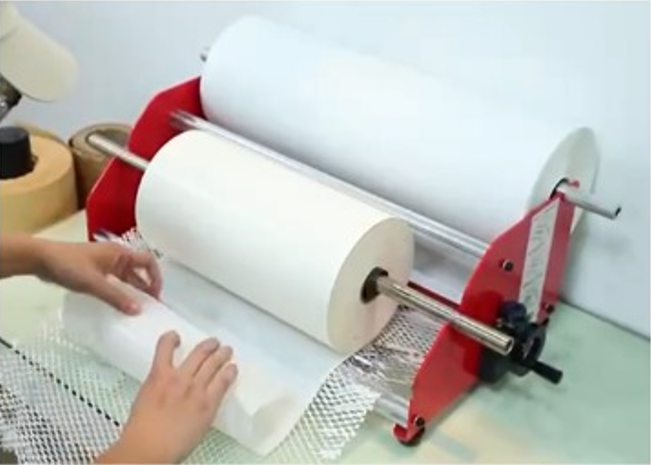 Máquina Embaladora para Papel Kraft Colmeia - Manual sem Faca